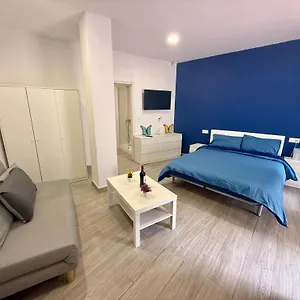 Apartamento Con Cocina Americana En Elvira, Marbella